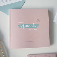 Lade das Bild in den Galerie-Viewer, GUTSCHEINHEFT &quot;collect moments not things&quot;
